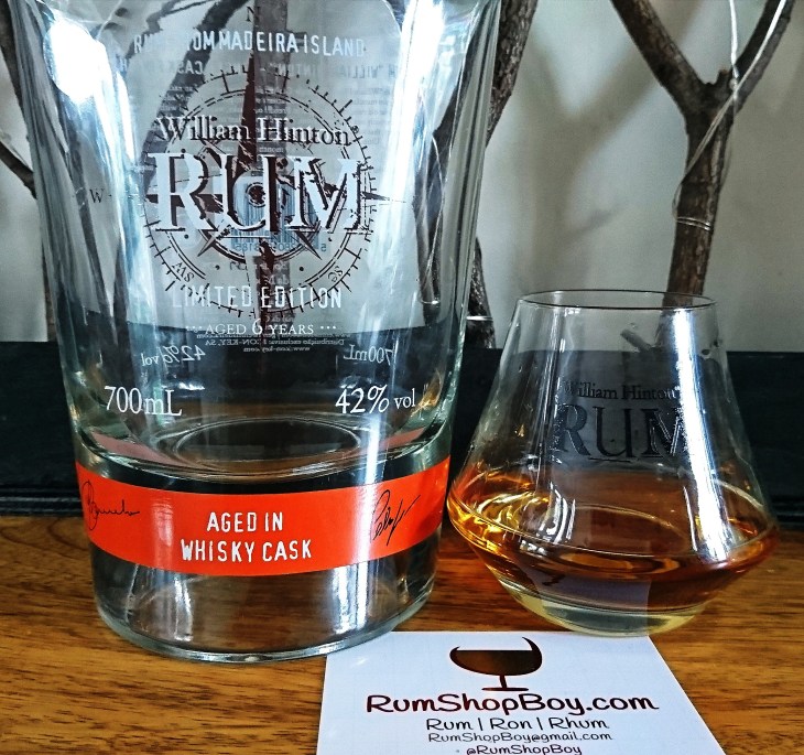 William Hinton Rum: Whisky Cask Finish: Bottle & Glass
