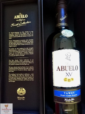 Ron Abuelo: XV Tawny Cask Finish: Box &amp; Bottle